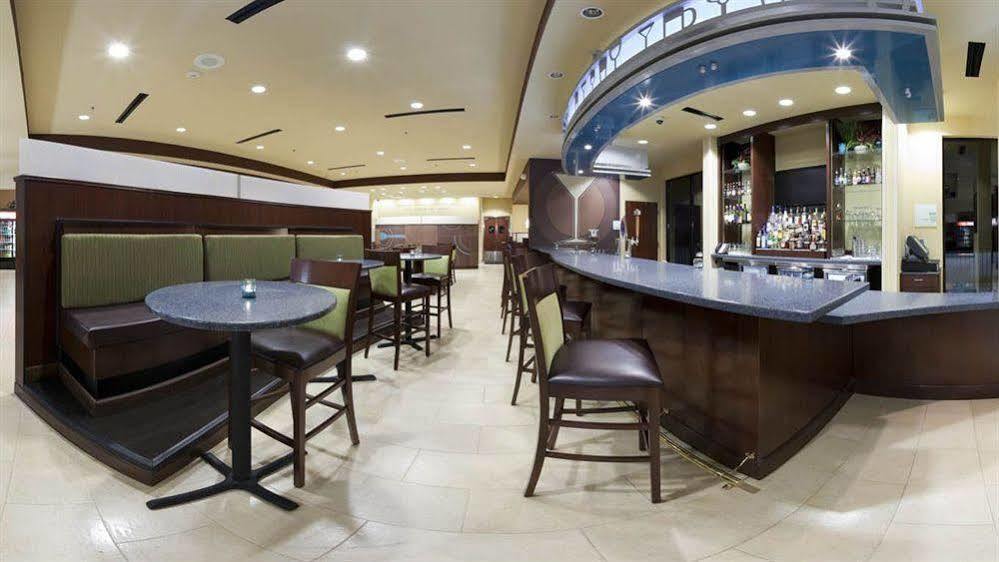 Holiday Inn Saint Louis-Fairview Heights By Ihg Exterior photo